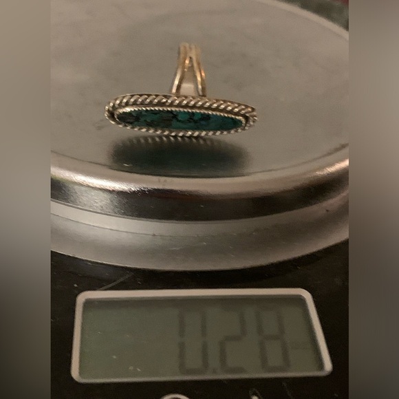 Genuine Webbed Turquoise Ring - Picture 9 of 9